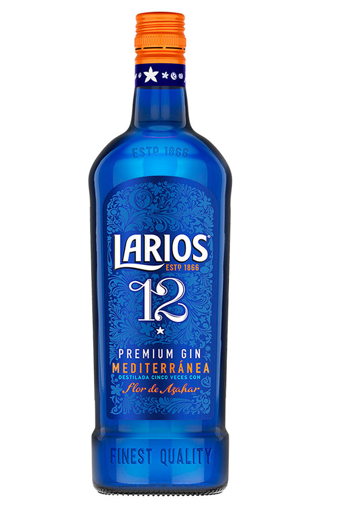 Botella de 70 cl de Ginebra Larios 12, una ginebra premium mediterránea con flor de azahar y 12 botánicos. Ideal para gin-tonics. Presentada en botella de vidrio transparente azul.