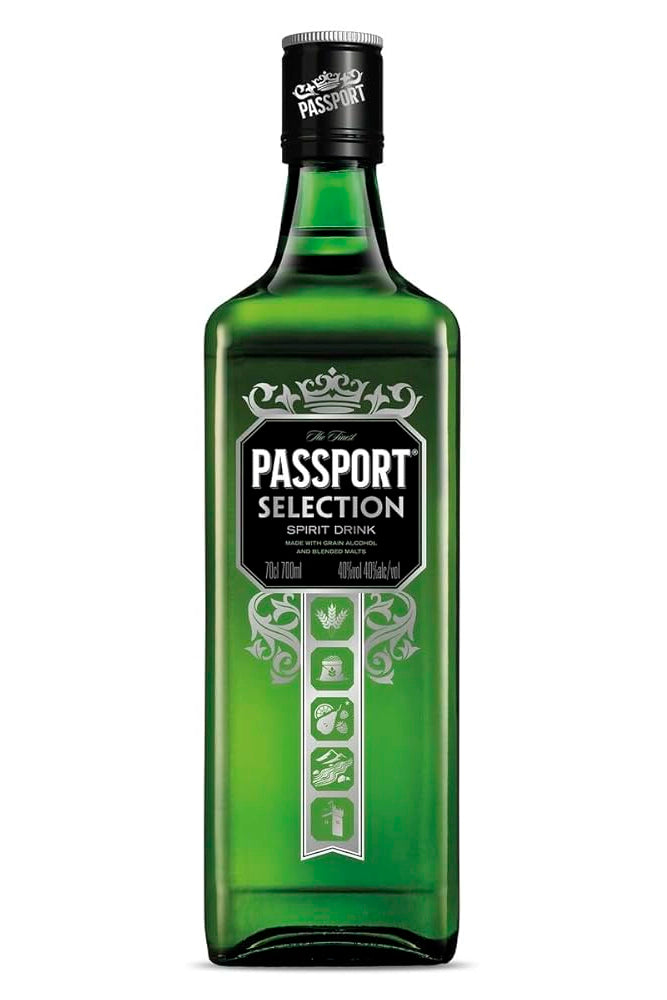 Botella de 70 cl de Passport Scotch, whisky escocés blended 40 % vol., mezcla de grano y malta, perfil suave y versátil para combinados.