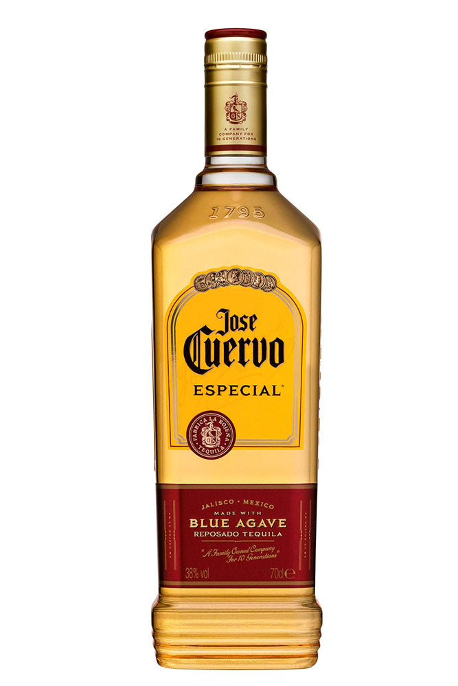 Botella de Tequila José Cuervo Especial 70 cl, mixto reposado dorado, ideal para margaritas, chupitos y cócteles clásicos.