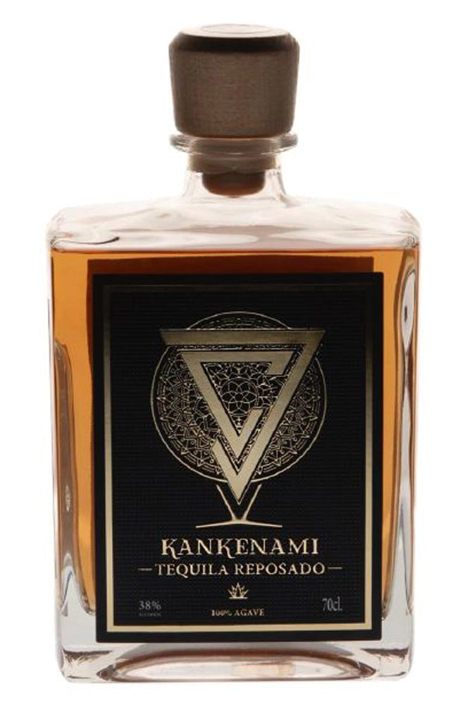 Botella de 70 cl de Tequila Kankenami Reposado 100% agave azul, color dorado y edición especial madurada en roble francés