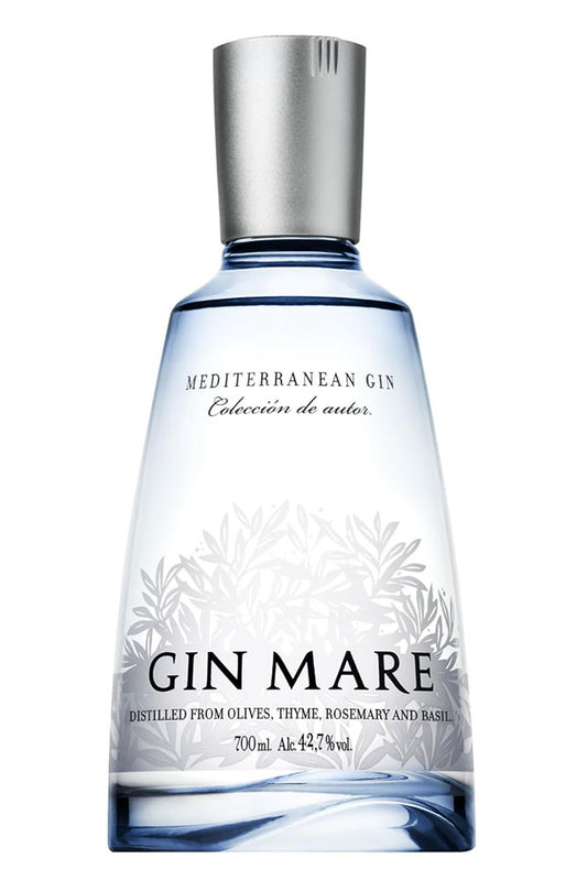 Botella de 70 cl de Ginebra Gin Mare, una ginebra mediterránea premium elaborada con aceituna arbequina, albahaca, tomillo y romero. Presentada en botella de vidrio transparente azul.