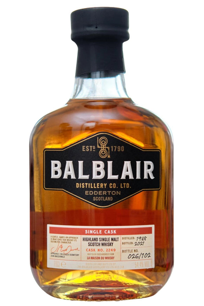 Botella de whisky Balblair 1988 Single Cask 70 cl, single malt escocés envejecido más de 30 años. Elegante y exclusivo.