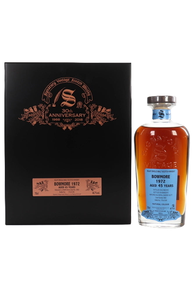 Botella de Bowmore 45 Años 30th Anniversary 70 cl, single malt de Islay con notas de frutos secos, vainilla y roble envejecido. Edición de lujo.