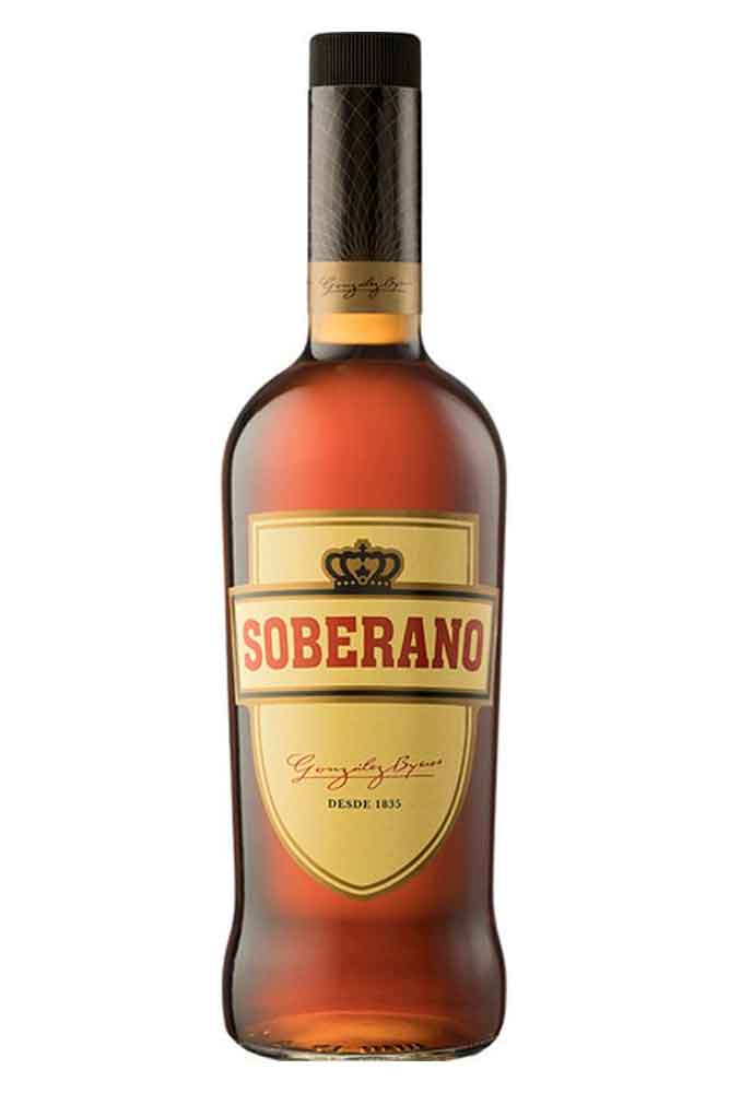 Botella de 1 litro de Brandy Soberano Solera de González Byass. Ámbar claro, 30º. Brandy suave con notas de vainilla.