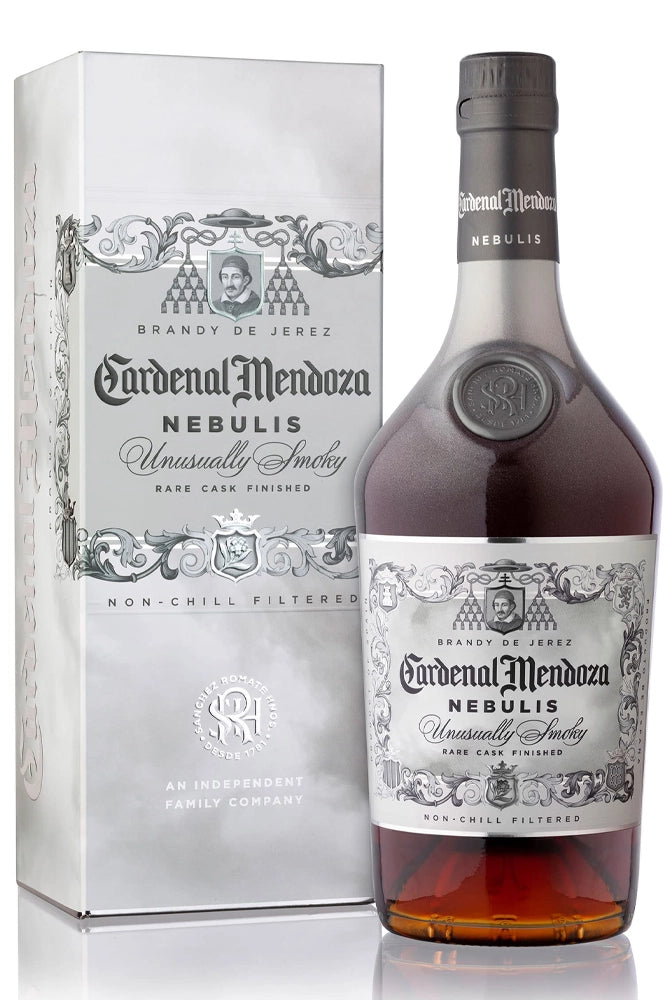 Botella Cardenal Mendoza Nebulis 70 cl con estuche, brandy de Jerez ahumado.