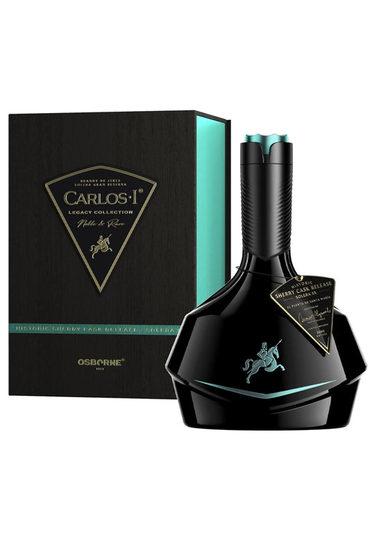 Botella Carlos I Legacy 70 cl edición limitada, brandy de Jerez de soleras muy viejas.