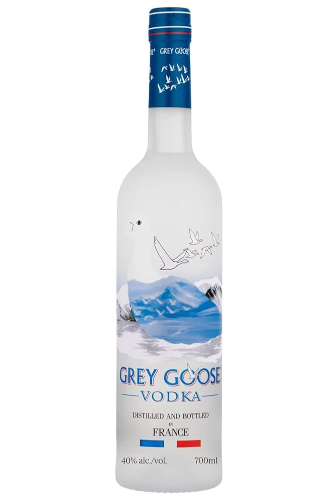 Botella Grey Goose 70 cl, vodka premium francés con notas de almendra, cereal y flores, destilado en cinco etapas.