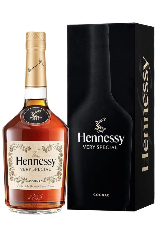 Botella Hennessy VS 70 cl, cognac joven y frutal con carácter versátil.