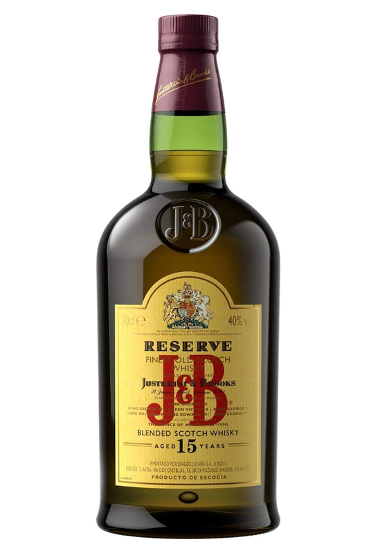 Botella de whisky J&B 15 Años 70 cl, blended escocés madurado en roble con notas de vainilla, frutas secas y especias.