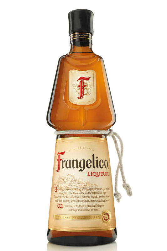 Botella de 70 cl de Licor Frangelico, un licor italiano de avellana con un sabor suave y dulce, ideal para cócteles y postres.