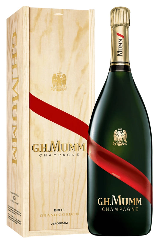 Botella Jeroboam de Mumm Cordon Rouge 3 L, oro pálido, gran formato para celebraciones exclusivas y maduración más compleja.