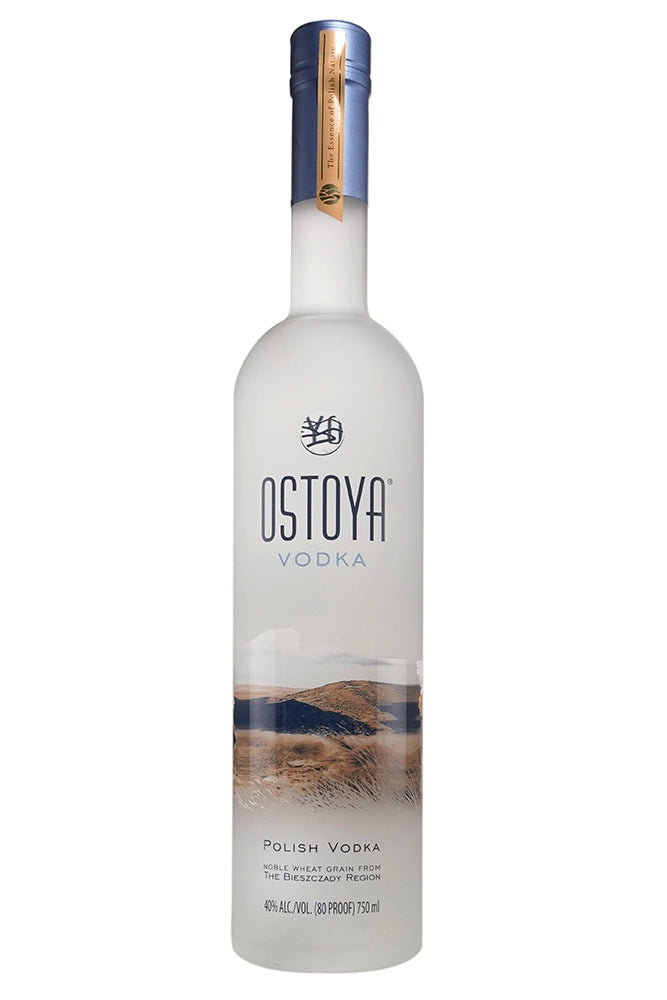 Botella Ostoya Vodka 70 cl, vodka polaco premium de trigo de Bieszczady y pureza natural, para personas con discapacidad visual o auditiva.