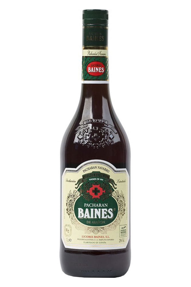 Botella de Pacharán Baines 70 cl, pacharán navarro con D.O. Elaborado de forma artesanal con endrinas y anís. Intenso y elegante.
