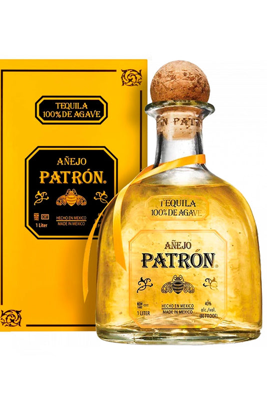 Botella de 1 litro de Tequila Patrón Añejo, tequila ultra-premium 100% agave azul, envejecido en barrica, notas de vainilla y pasas.