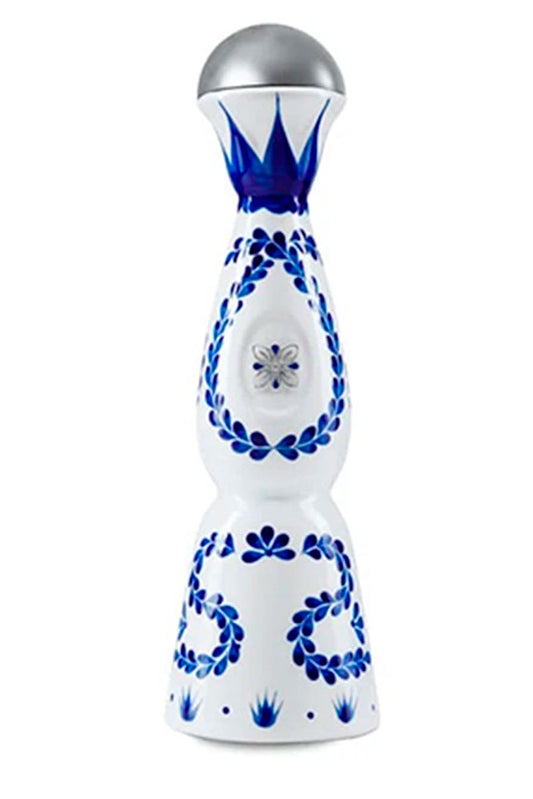Botella de 70 cl de Clase Azul Tequila Reposado, tequila ultra-premium 100% agave azul de Jalisco, 40% vol., envejecido en barrica, con notas de vainilla y naranja confitada.