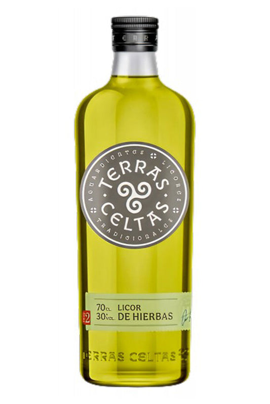 Botella de Terras Celtas Hierbas 70 cl, licor gallego elaborado con aguardiente y hierbas naturales. Dulce, cálido y herbal.